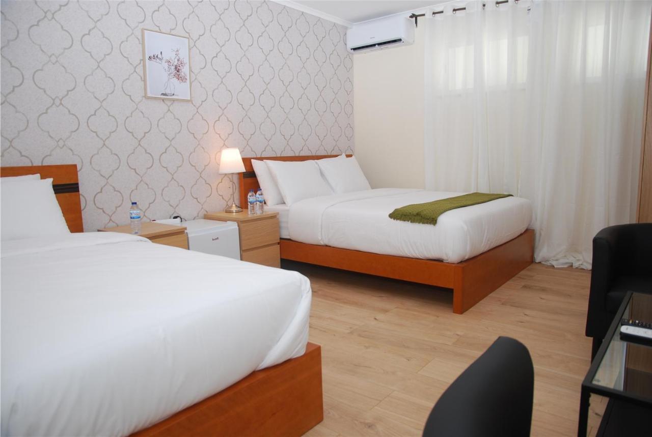 Amor Lisboa Hostel Extérieur photo