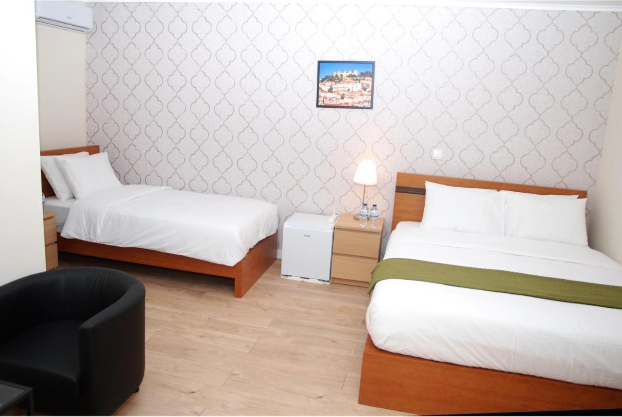 Amor Lisboa Hostel Extérieur photo